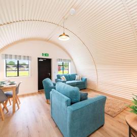 Cultybraggan Hut 35, hotel in Comrie