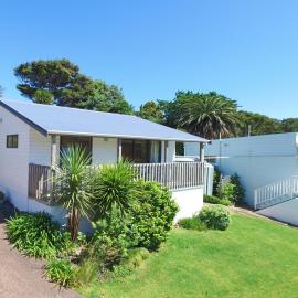 Waiheke Island Motel, Hotel in Ostend