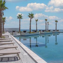 Stunning 3BR Condo with Beachside Views and Spacious Balcony