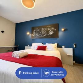 Brit Hotel du Parc Niort Centre-Parking gratuit, hotel in Niort