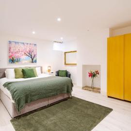 Spacious 1BR Retreat - Sofa Bed - Chapel Allerton