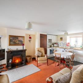 3 Bed in Hawkshead oc-lr238