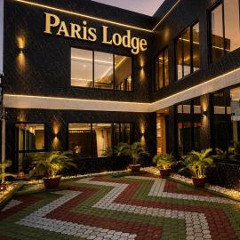 Paris Lodge, hotel sa Marcasville