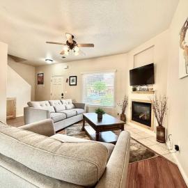 Kasa Kanab Modern Townhome Pet Friendly