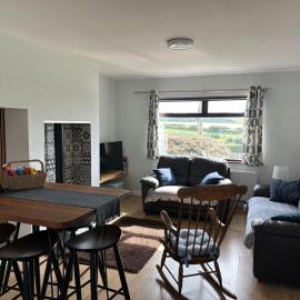 Convenient North Coast Home, hotel i Cloyfin
