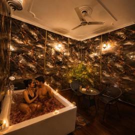 Private Home in Delhi for Couples & Small Gathering