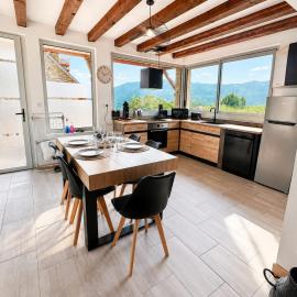 Domaine des Étoiles d'Azun - Appartements neufs climatisés - À 5 min d'Argelès-Gazost – hotel w mieście Arras-en-Lavedan