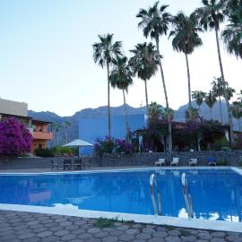 Tripui Hotel, готель у місті Puerto Escondido
