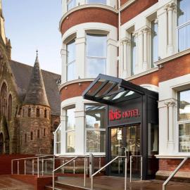 ibis Belfast Queens Quarter, hotel in Belfast