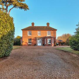 Harkstead Hall By Group Retreats