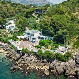 Luxury Villa in Manfredi Minturno LT Italy，斯考里的飯店