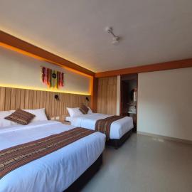 Hotel Adolfo's