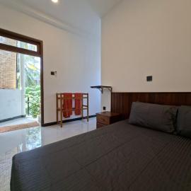 The Villa Sea Breeze, hotel in Talpe