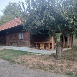 Stara hiža
