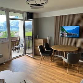 Panorama Holiday Apartment, hotel a Gatschen