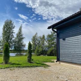 Private Lake House with Sauna, hotel v destinaci Palupere