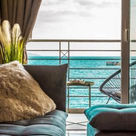 Seafront Kalamata Haven - Blue Luxury Suite, hotel a Kalamata