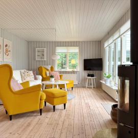 Wonderful cottage close to lakes