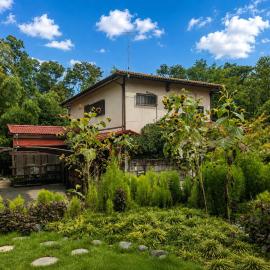 Oomiyabase Retro Guesthouse - Easy access to Tokyo and Narita airport, hotel in Chiba