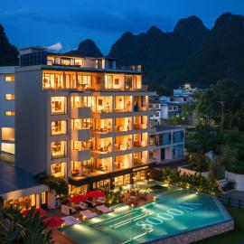 The Deer Haven Yangshuo - A Luxury Heritage & Modern Karst Mountain Retreat by Yulong River -Private Bathtub & Deer Interaction Experience & Rooftop Terrace - Free Pick-up from Airport or TS for 3 Nights