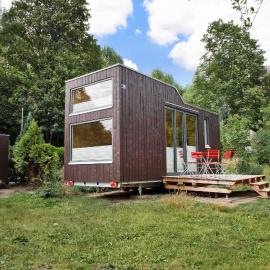 Tiny House Nature 17 - Green Tiny Village Harz, hotel in Osterode