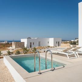Parolea Luxury Living Hotel