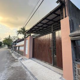 Rumah Kemuning 2, Mataram
