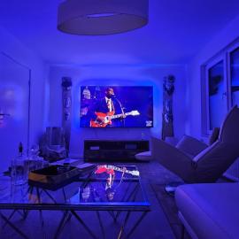 Wintergarden magicComfortable semi-detached house