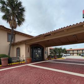 Red Roof Inn San Antonio - South Park