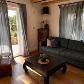 Idyllisches kleines Ferienhaus mit tollem Garten, hotel i Lütjenburg