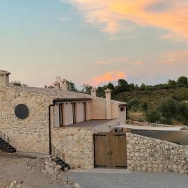 La Vall de l'Aubaga masia rural, hotel din Corbera