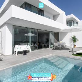 Villa Moada - private heated pool with sea views, hotel in Callao Salvaje