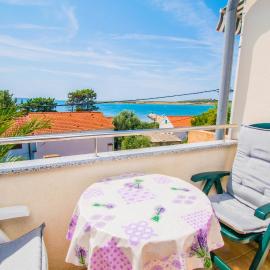 Apartments Inka & Ana by the sea