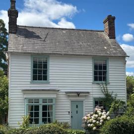 'Winton' cottage