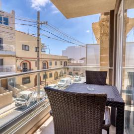 Sunrise Court, hotel em Marsaskala