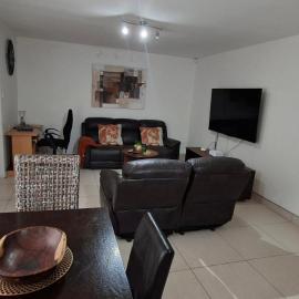Joy's Holiday House, hotel i Walvis Bay