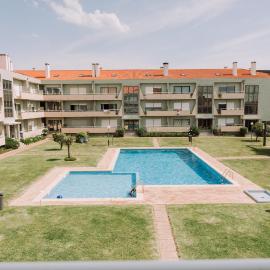 Cepães Beach&Pool, hotel di Marinhas