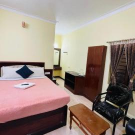Ooty-MYSTIQUE INN, hotelli kohteessa Ooty