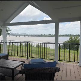 Belle Point Modern Tiny Home, hotell sihtkohas Vicksburg