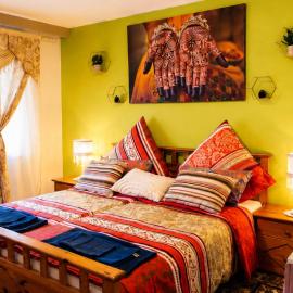 Stilvolle 4 Zimmer Oase mit Kunst Ruhe 500 qm Privatgarten und Highspeed WLAN