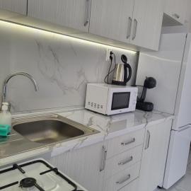 Jordanovi Premium Apartment, viešbutis mieste Kavadarcis