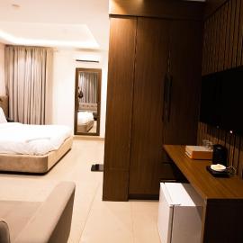 Lumana Crest, hotel a Aso