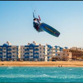 اوسس مارينا, hotel in `Ezbet Bûgti