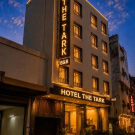 Hotel The Tark Near Delhi Airport, hotell sihtkohas Champawat