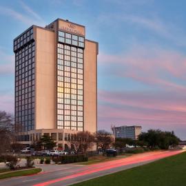 Crowne Plaza Dallas Market Ctr - Love Field, an IHG Hotel