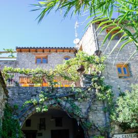 La Casa Buil, hotell i La Pardina