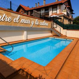 "Entre el mar y la calma, zona residencial tranquila"