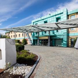 Crowne Plaza Milan - Malpensa Airport by IHG, hotel in Case Nuove