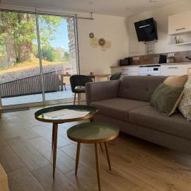 Appartement au Vert โรงแรมในSaint-Gouéno