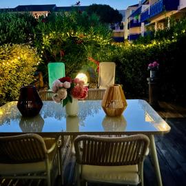 Quiet, cozy and central Beach Apartment with Pool &Terrasse